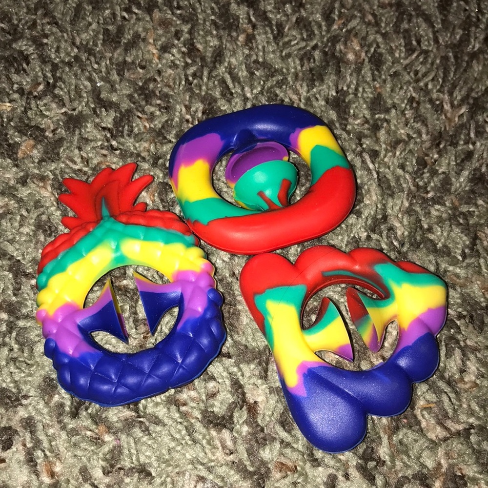 fidgets